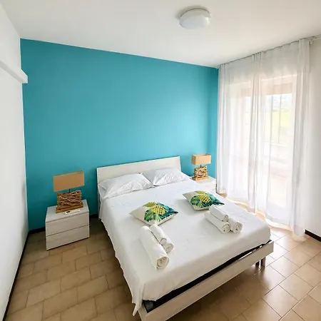 Dreamliving 1st Apartment *